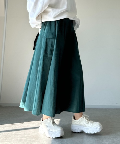 un dix cors(アンディコール)の「《WEB限定》サイドポケットフレアスカート(スカート・レディース・グリーン/ベージュ/ブラック・FREE)」の21枚目の写真