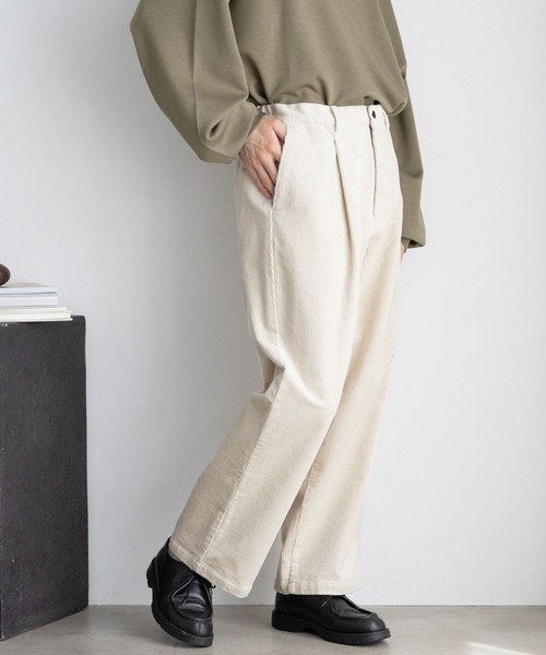 LOWRYS FARM(ローリーズファーム)の「コーデュロイワイドパンツ 974943(スラックス・メンズ・ブラック/グリーン/アイボリー・MEDIUM/LARGE)」の6枚目の写真