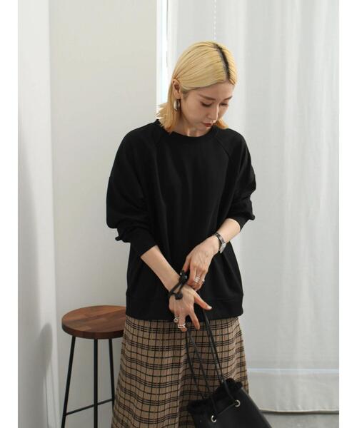 Samansa Mos2 blue(サマンサモスモスブルー)の「ダンボールニットプルオーバー(Tシャツ/カットソー・レディース・ベージュ/ブラック/キナリ・F)」の6枚目の写真