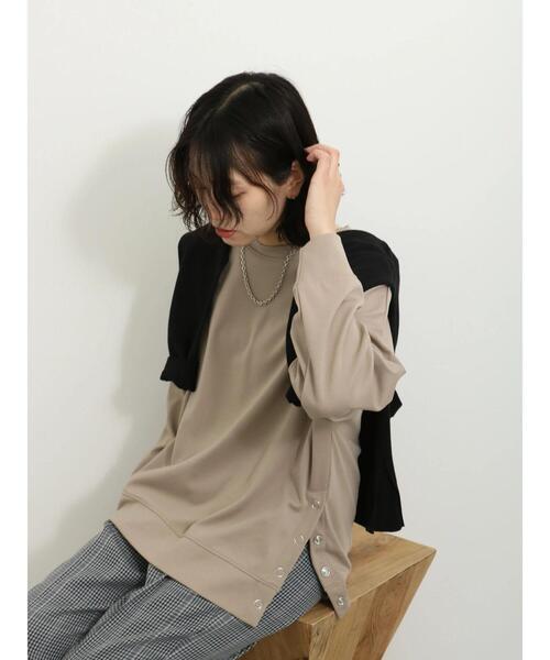 Samansa Mos2 blue(サマンサモスモスブルー)の「ダンボールニットプルオーバー(Tシャツ/カットソー・レディース・ベージュ/ブラック/キナリ・F)」の10枚目の写真