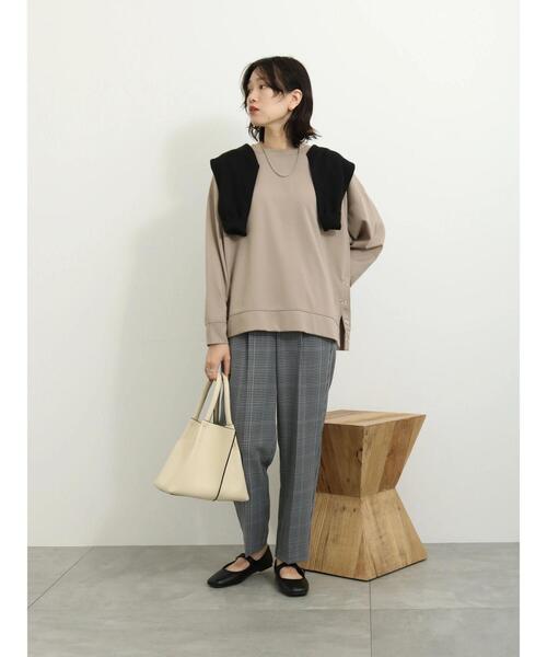 Samansa Mos2 blue(サマンサモスモスブルー)の「ダンボールニットプルオーバー(Tシャツ/カットソー・レディース・ベージュ/ブラック/キナリ・F)」の11枚目の写真