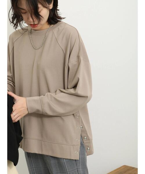 Samansa Mos2 blue(サマンサモスモスブルー)の「ダンボールニットプルオーバー(Tシャツ/カットソー・レディース・ベージュ/ブラック/キナリ・F)」の12枚目の写真