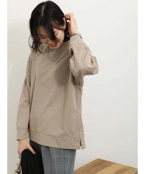 Samansa Mos2 blue(サマンサモスモスブルー)の「ダンボールニットプルオーバー(Tシャツ/カットソー・レディース・ベージュ/ブラック/キナリ・F)」の13枚目の写真