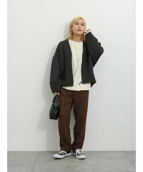 Samansa Mos2 blue(サマンサモスモスブルー)の「ダンボールニットプルオーバー(Tシャツ/カットソー・レディース・ベージュ/ブラック/キナリ・F)」の20枚目の写真