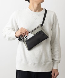 SIMON CARTER（サイモンカーター）の「SIMON CARTER サイモンカーター PUレザー サコッシュ sacoche（ショルダーバッグ）」