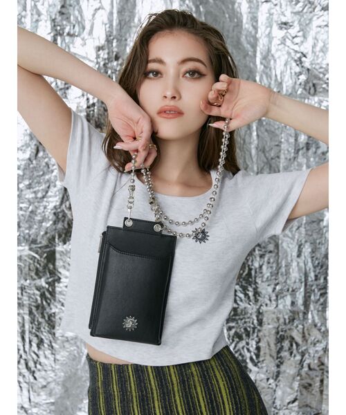 EVRIS（エヴリス）の「チェーンミニショルダーBAG（ショルダーバッグ・レディース・ブラック/ホワイト/ブルー・FREE）」の6枚目の写真