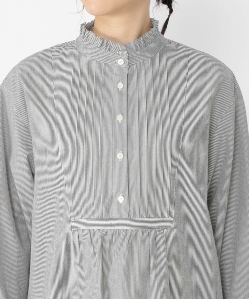 studio CLIP（スタディオクリップ）の「スタンドカラーピンタックブラウス（シャツ/ブラウス・レディース・ベージュ/アイボリー/その他1・LARGE/MEDIUM）」の19枚目の写真