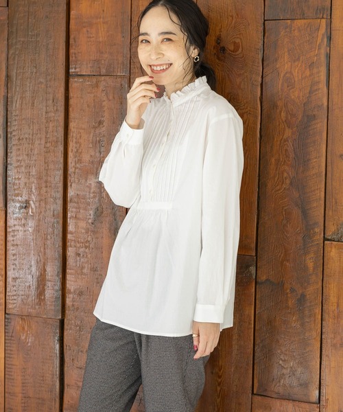 studio CLIP（スタディオクリップ）の「スタンドカラーピンタックブラウス（シャツ/ブラウス・レディース・ベージュ/アイボリー/その他1・LARGE/MEDIUM）」の5枚目の写真