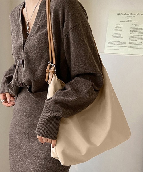 Miniministore(ミニミニストア)の「無地トートバッグ レディース 韓国 軽量(トートバッグ・レディース・グレー/ブラック/アイボリー/ベージュ・フリー)」の11枚目の写真