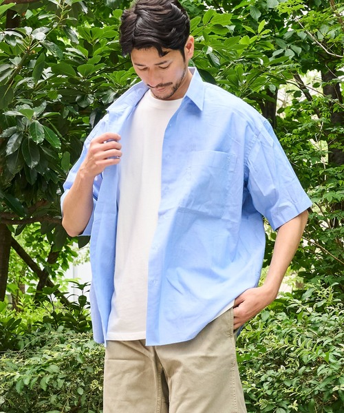 UNIVERSAL OVERALL（ユニバーサルオーバーオール）の「【UNIVERSAL OVERALL】別注 ワンポイント刺繍 半袖シャンブレーシャツ（シャツ/ブラウス・メンズ・インディゴブルー/サックスブルー/チャコールグレー・MEDIUM/LARGE/X-LARGE）」の17枚目の写真