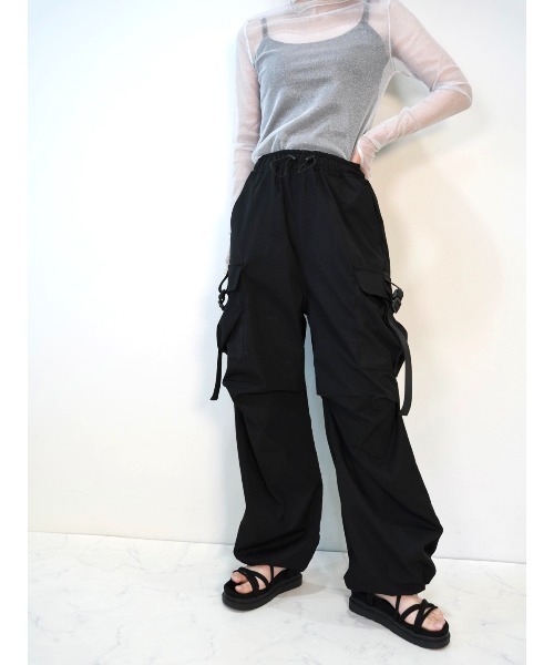 CECIL McBEE(セシルマクビー)の「サイドベルトナイロンカーゴパンツ(カーゴパンツ・レディース・ブラック・SMALL/MEDIUM)」の8枚目の写真