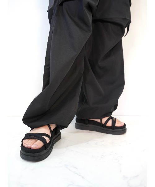 CECIL McBEE(セシルマクビー)の「サイドベルトナイロンカーゴパンツ(カーゴパンツ・レディース・ブラック・SMALL/MEDIUM)」の9枚目の写真