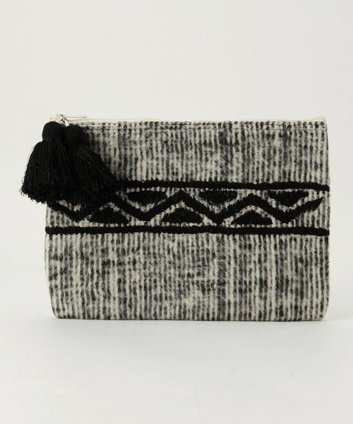 Another Edition（アナザーエディション）の「Another Edition×Lilas campbell 刺しゅうクラッチ/AE×Lilas/C EMB CLT◆（クラッチバッグ・レディース・ブラック/シルバー・ﾌﾘ-）」の8枚目の写真