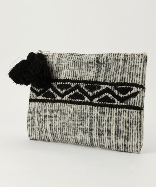 Another Edition（アナザーエディション）の「Another Edition×Lilas campbell 刺しゅうクラッチ/AE×Lilas/C EMB CLT◆（クラッチバッグ・レディース・ブラック/シルバー・ﾌﾘ-）」の9枚目の写真