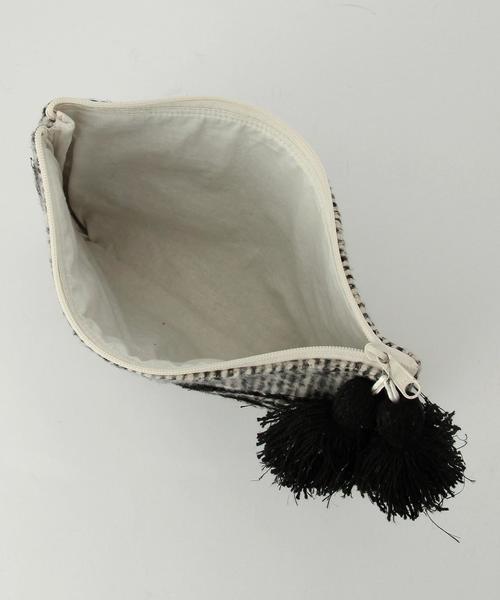 Another Edition（アナザーエディション）の「Another Edition×Lilas campbell 刺しゅうクラッチ/AE×Lilas/C EMB CLT◆（クラッチバッグ・レディース・ブラック/シルバー・ﾌﾘ-）」の5枚目の写真