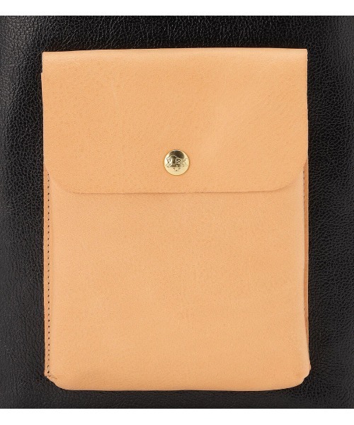 IL BISONTE(イルビゾンテ)の「IL BISONTE / ORIGINAL LEATHER / トートバッグ(トートバッグ・レディース・ブラック・FREE)」の7枚目の写真