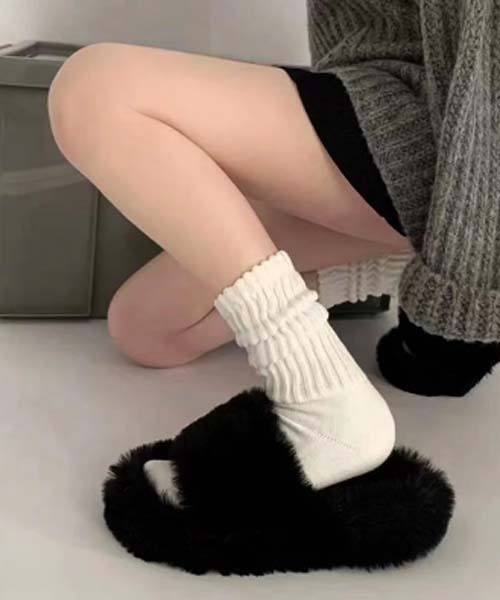 VIBGYOR Women（ヴィブジョー　ウィメン）の「【float】ベーシック 無地リブ ミドル丈ソックス（ソックス/靴下・レディース・ホワイト/ブラック/グレー・FREE）」の4枚目の写真