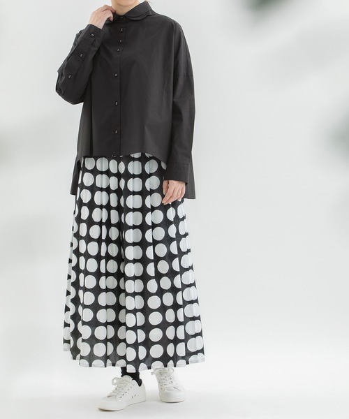nop de nod(ノップドゥノッド)の「Ciel ペタルカラーコットンシャツ(シャツ/ブラウス・レディース・スミクロ/ブラック/オフホワイト・3)」の12枚目の写真