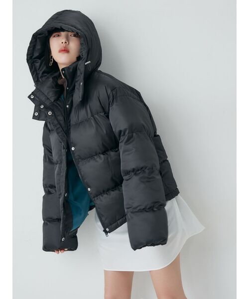 MURUA（ムルーア）の「フード中綿ブルゾン（ブルゾン・レディース・ブラック/アイボリー・FREE）」の3枚目の写真