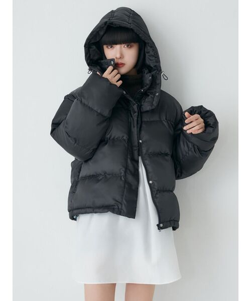 MURUA（ムルーア）の「フード中綿ブルゾン（ブルゾン・レディース・ブラック/アイボリー・FREE）」の4枚目の写真