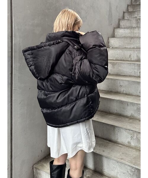 MURUA（ムルーア）の「フード中綿ブルゾン（ブルゾン・レディース・ブラック/アイボリー・FREE）」の14枚目の写真