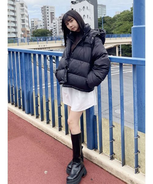 MURUA（ムルーア）の「フード中綿ブルゾン（ブルゾン・レディース・ブラック/アイボリー・FREE）」の17枚目の写真