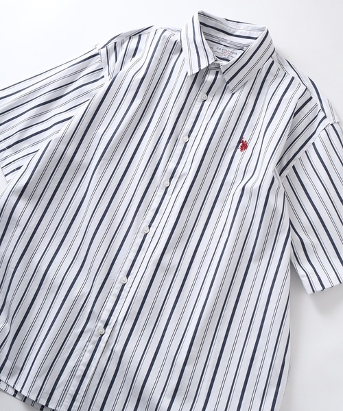 U.S. POLO ASSN.（ユーエスポロアッスン）の「【U.S. POLO ASSN./ユーエスポロアッスン】ワンポイント刺繍 オーバーサイズ 半袖レギュラーカラーシャツ（シャツ/ブラウス・メンズ・ホワイト系その他/ホワイト/ネイビー/ブルー系その他/インディゴブルー/ライラック・M/L/LL）」の2枚目の写真