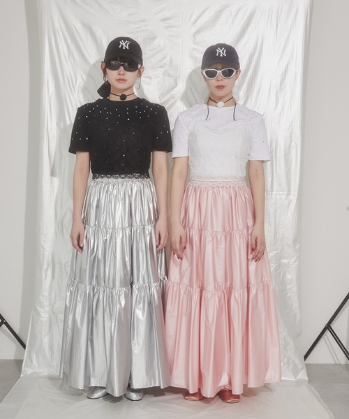 WC（ダブル シー）の「メタリックティアードロングスカート（スカート