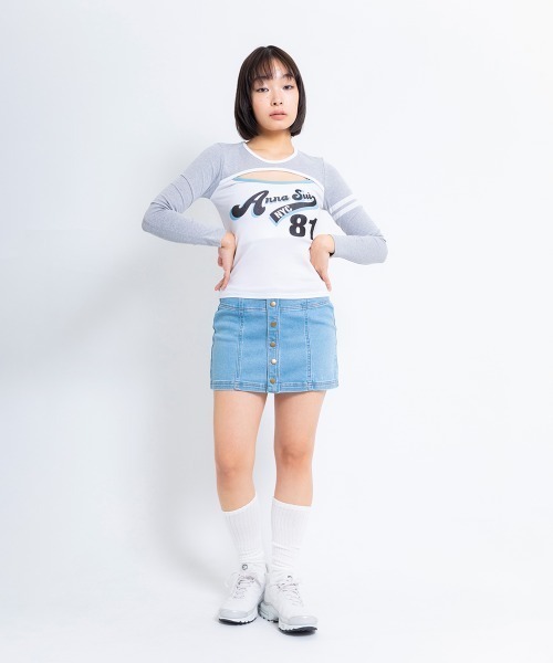 ANNA SUI NYC（アナ スイ エヌ ワイ シー）の「ANNA SUI NYC SPORT クレリック ロングスリーブ Tシャツ  【SP】（Tシャツ/カットソー・レディース・ブラック/ブルー・M/S）」の9枚目の写真