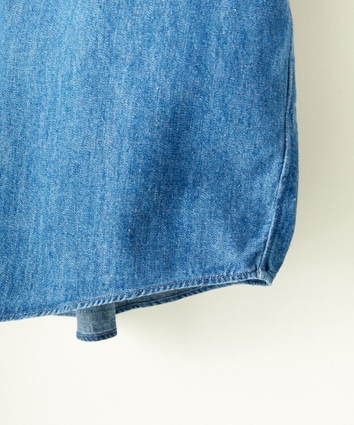DANTON（ダントン）の「[DANTON/ダントン] ドットボタン ダンガリーデニムボタンダウンシャツ（シャツ/ブラウス・レディース・ライトインディゴブルー・40/38）」の6枚目の写真