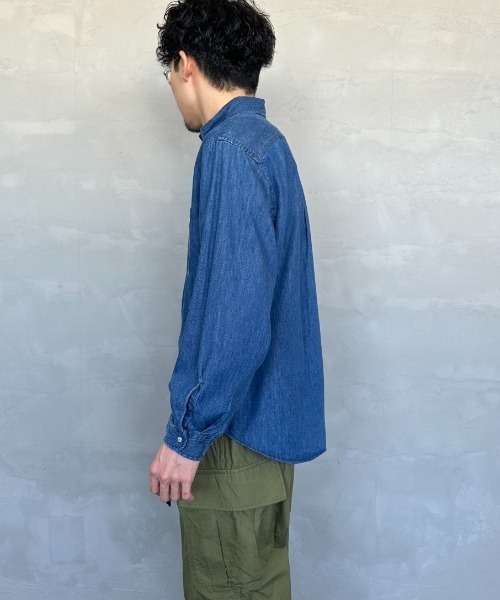 DANTON（ダントン）の「[DANTON/ダントン] ドットボタン ダンガリーデニムボタンダウンシャツ（シャツ/ブラウス・レディース・ライトインディゴブルー・40/38）」の14枚目の写真