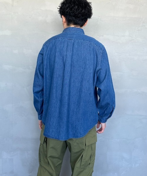 DANTON（ダントン）の「[DANTON/ダントン] ドットボタン ダンガリーデニムボタンダウンシャツ（シャツ/ブラウス・レディース・ライトインディゴブルー・40/38）」の13枚目の写真