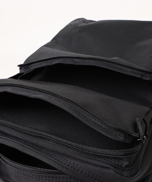 Manhattan Portage（マンハッタンポーテージ）の「Pacific Classic Day Pack（バックパック/リュック・メンズ・ブラック・MEDIUM）」の19枚目の写真