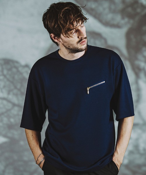 ネイビー ロゴ入り クルーネックシャツ NO ID.（ノーアイディ）の「mt8958- ｸﾙｰﾈｯｸZIP-T Tシャツ（T