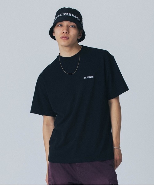XLARGE(エクストララージ)の「【販売終了】EMBROIDERED OLD ENGLISH S/S TEE(Tシャツ/カットソー・メンズ・ブラック/グリーン/ホワイト・S/M/L/XL)」の8枚目の写真