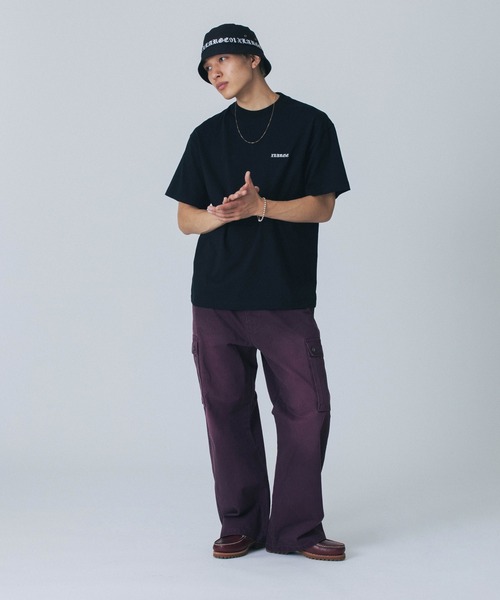 XLARGE(エクストララージ)の「【販売終了】EMBROIDERED OLD ENGLISH S/S TEE(Tシャツ/カットソー・メンズ・ブラック/グリーン/ホワイト・S/M/L/XL)」の11枚目の写真