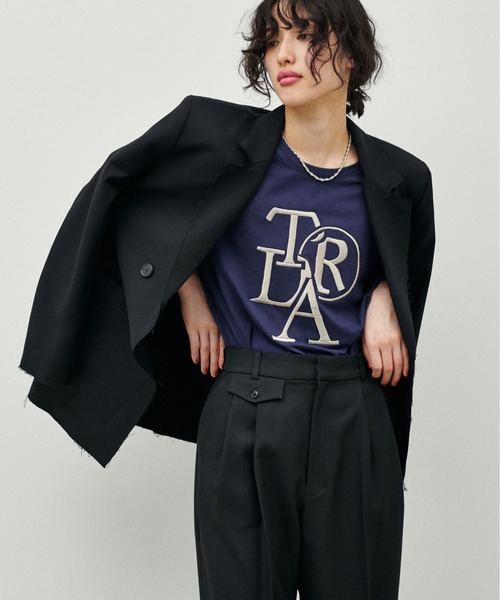 LARUTA（ラルータ）の「【LARUTA】厚盛ロゴ刺繍T（Tシャツ/カットソー・レディース・ベージュ/ピンク/チャコールグレー/オフホワイト/ホワイト系その他/ネイビー・FREE）」の6枚目の写真