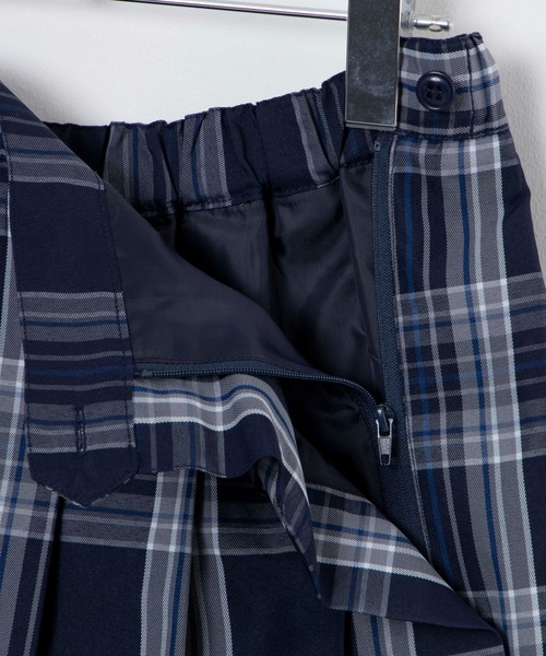 WEGO（ウィゴー）の「WEGO/スクールプリーツスカート（スカート・レディース・ブラック系その他2/ホワイト系その他2/ブラック/ブルー系その他2/ブルー系その他3/グレー系その他2/レッド系その他3/ブラック系その他3/その他1/レッド系その他2・MEDIUM/SMALL/LARGE）」の16枚目の写真