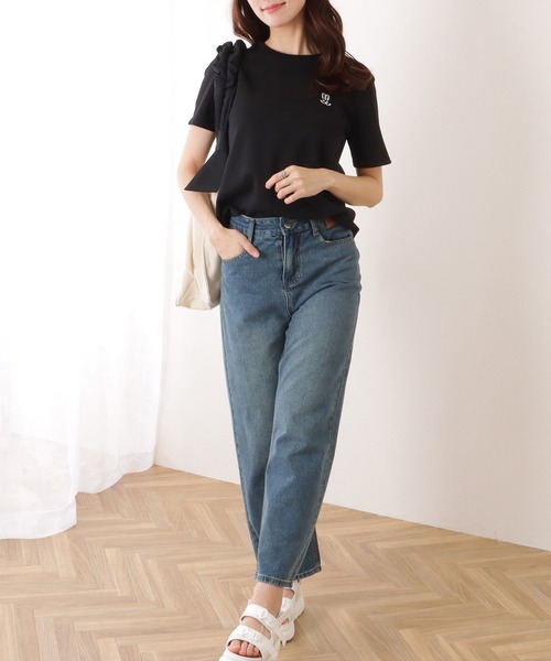 Lace Ladies（レースレディース）の「ラウンドネック ワンポイント ベーシック 半袖 Tシャツ（Tシャツ/カットソー・レディース・ベージュ/ホワイト/ブラック・S/M/XL）」の6枚目の写真