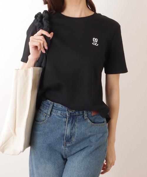 Lace Ladies（レースレディース）の「ラウンドネック ワンポイント ベーシック 半袖 Tシャツ（Tシャツ/カットソー・レディース・ベージュ/ホワイト/ブラック・S/M/XL）」の7枚目の写真