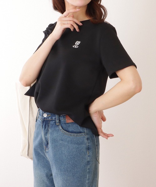 Lace Ladies（レースレディース）の「ラウンドネック ワンポイント ベーシック 半袖 Tシャツ（Tシャツ/カットソー・レディース・ベージュ/ホワイト/ブラック・S/M/XL）」の8枚目の写真
