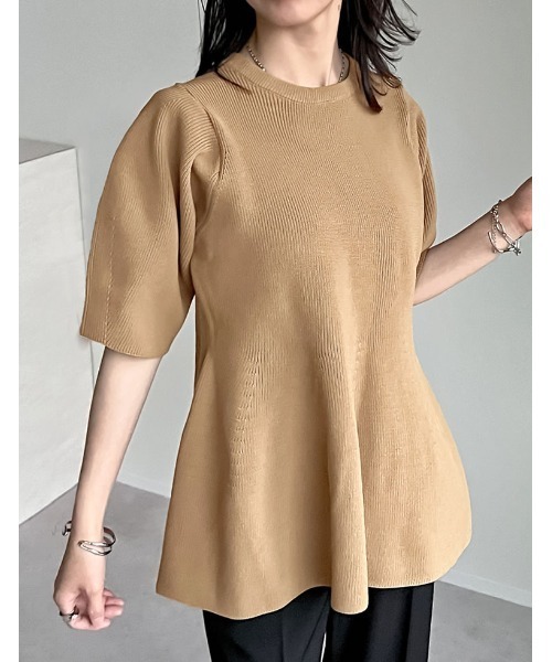 [STORYコラボ][神山まりあさん着用][洗濯機で洗える]パフスリーブペプラムニットトップス