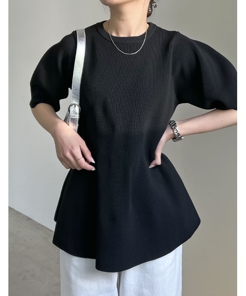 [STORYコラボ][神山まりあさん着用][洗濯機で洗える]パフスリーブペプラムニットトップス