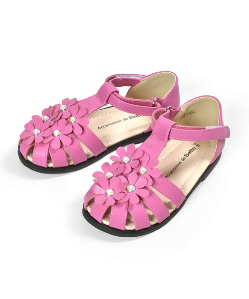 BeBe(ベベ)の「フラワーモチーフメッシュストラップサンダル(15~21cm)(サンダル・キッズ・ピンク/グレー・16.0cm/17.0cm/18.0cm/19.0cm/20.0cm/21.0cm/15.0cm)」の5枚目の写真