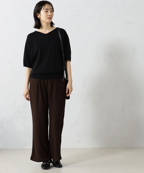 FOUND GOOD（ファウンドグッド）の「サラサラニットVネックプルオーバー（ニット/セーター・レディース・ホワイト系5/グリーン系5/ベージュ/ブルー系5/イエロー系5/グレー系1/ブラウン系/ブラック/グレー系/パープル系2・S/M/L）」の15枚目の写真