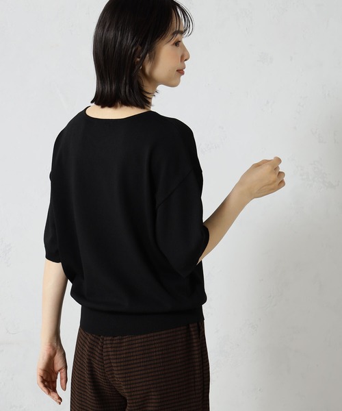 FOUND GOOD（ファウンドグッド）の「サラサラニットVネックプルオーバー（ニット/セーター・レディース・ホワイト系5/グリーン系5/ベージュ/ブルー系5/イエロー系5/グレー系1/ブラウン系/ブラック/グレー系/パープル系2・S/M/L）」の16枚目の写真