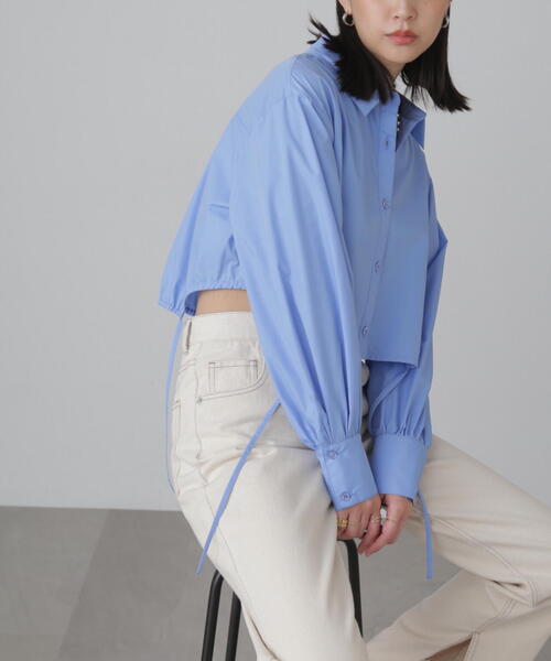 FREE'S MART（フリーズマート）の「◇裾ドロストカッティングショート丈シャツ（シャツ/ブラウス・レディース・ブルー/ホワイト・FREE）」の9枚目の写真