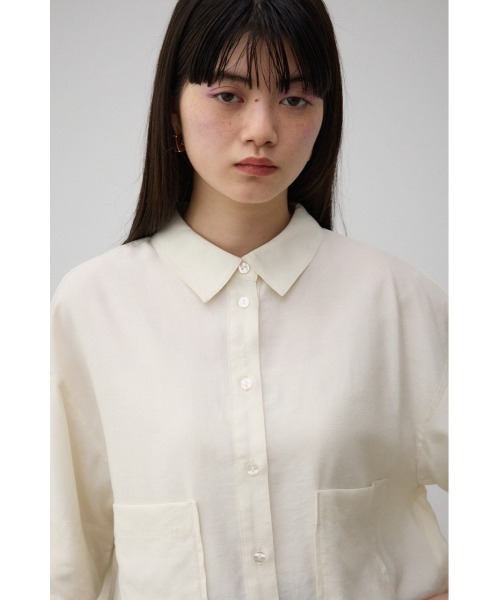 AZUL by moussy(アズールバイマウジー)の「ワイドスリーブ五分袖ツイルシャツ(シャツ/ブラウス・レディース・ブラック/アイボリー・FREE)」の4枚目の写真