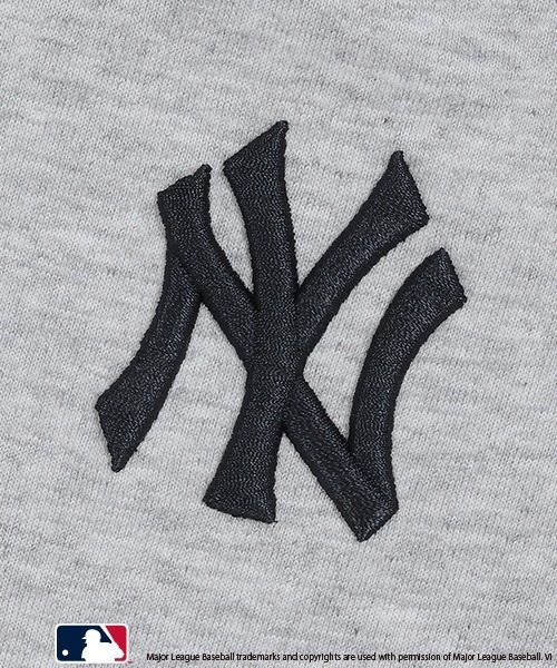 petit main（プティマイン）の「【MLB】SKつきロンパース（ロンパース・キッズ・アイボリー/ネイビー/オフホワイト・70cm/80ｃｍ）」の8枚目の写真