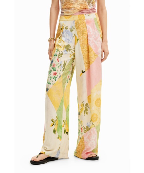 Desigual（デシグアル）の「パッチワークフローラル パラッツォパンツ（その他パンツ・レディース・マルチ・S/M/L/XL/XS）」の5枚目の写真